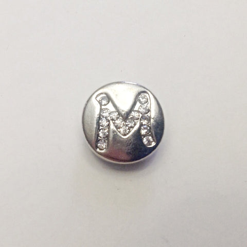 Silver coloured letter M with rhinestones 12 mm snap