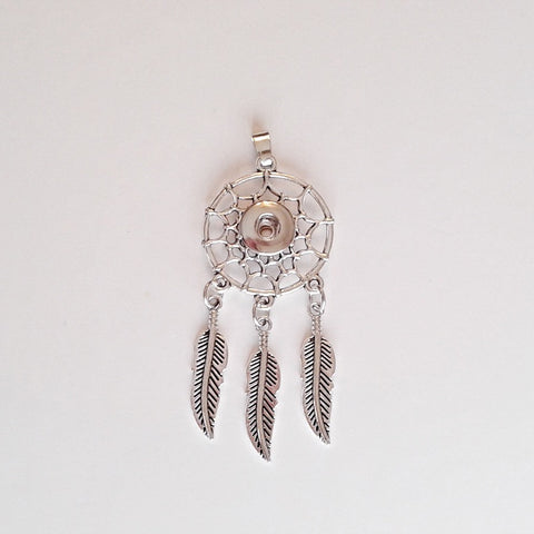 Antique silver coloured dream catcher with 3 hanging metal feathers pendant for 12 mm snap