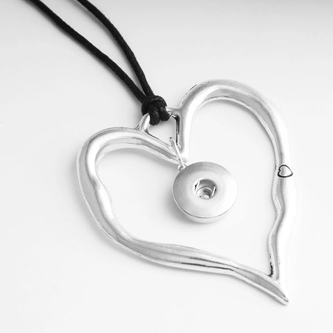 Neaveau Heart Pendant for 18 mm Snap