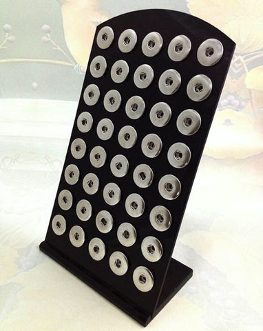 40 Snap Display Board for 18 mm snaps (custom order only)