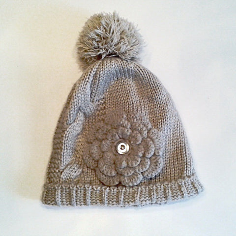 Beige warm cable knit winter hat with flower and pom pom for 18 mm snap