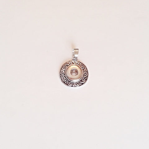 Antique silver coloured round pendant with curl design for 12 mm snap