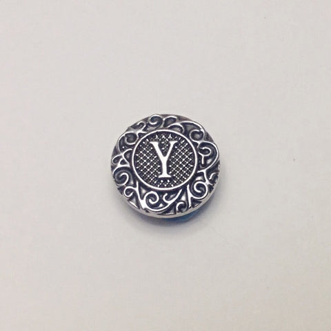 Antique silver coloured letter Y 18 mm snap