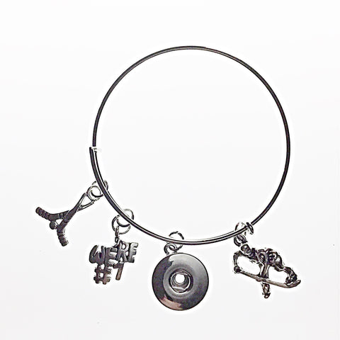 Hockey Player Charm Bangle for 18 mm Snap